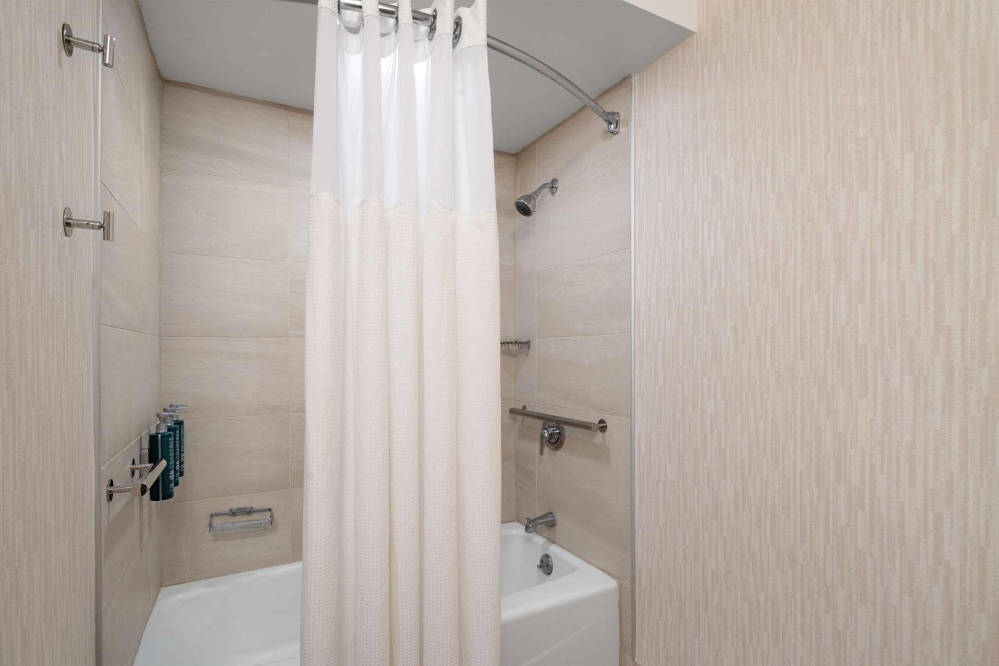 Doubletree By Hilton Hotel Колумбия Экстерьер фото